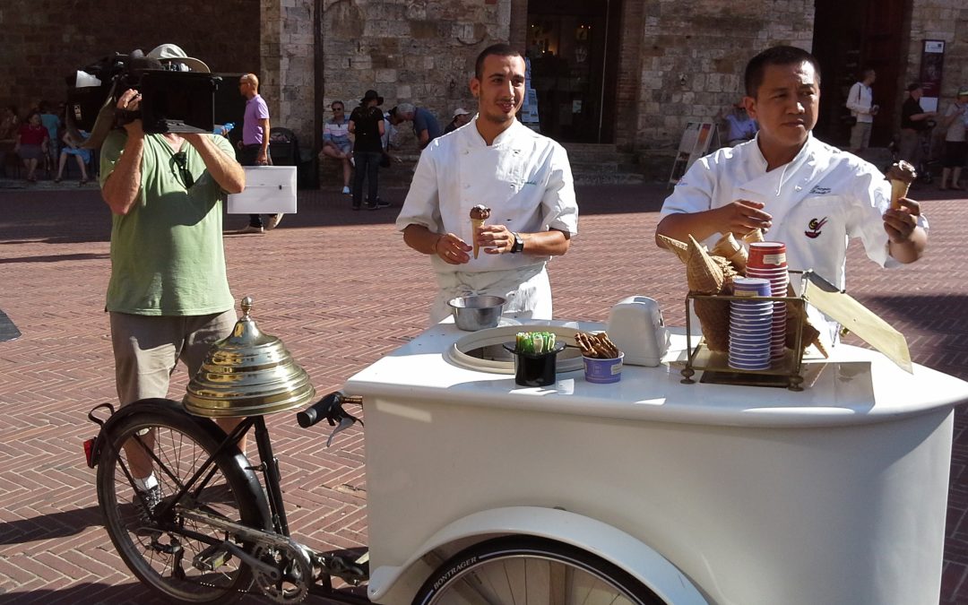 Anh Does Italy (7 Network)